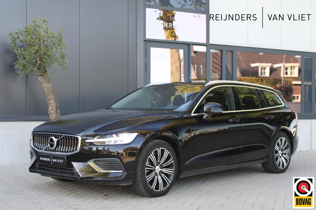 Volvo V60 (2022) — foto 1