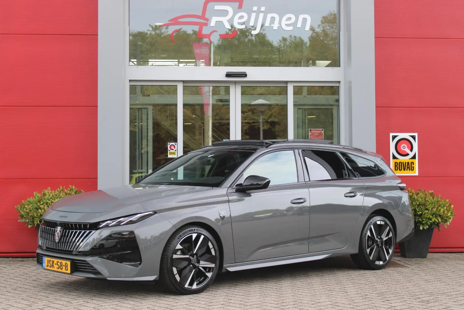 Peugeot 308 (2025) — foto 1