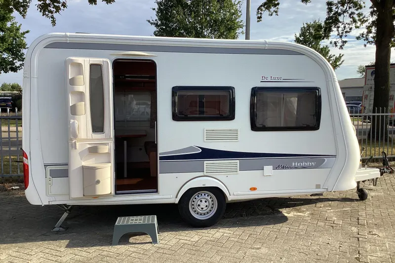 Hobby De Luxe (2013)