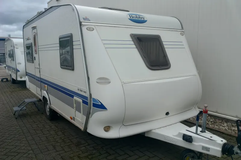 Hobby De Luxe (2005)