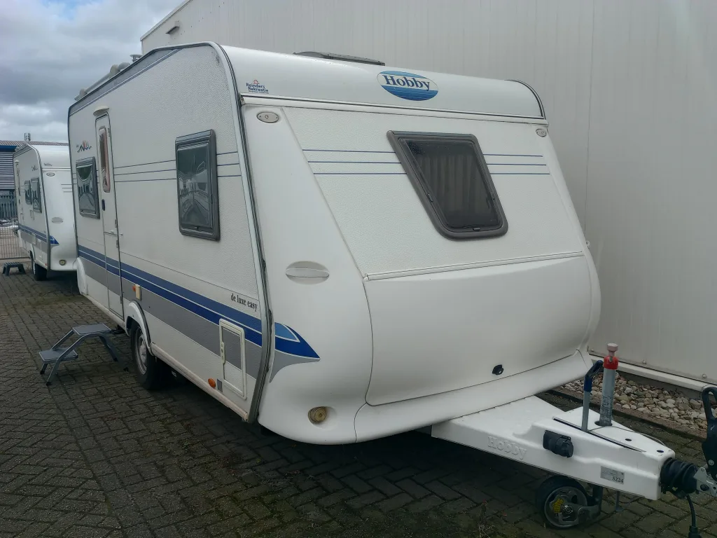 Hobby De Luxe (2005) — foto 1