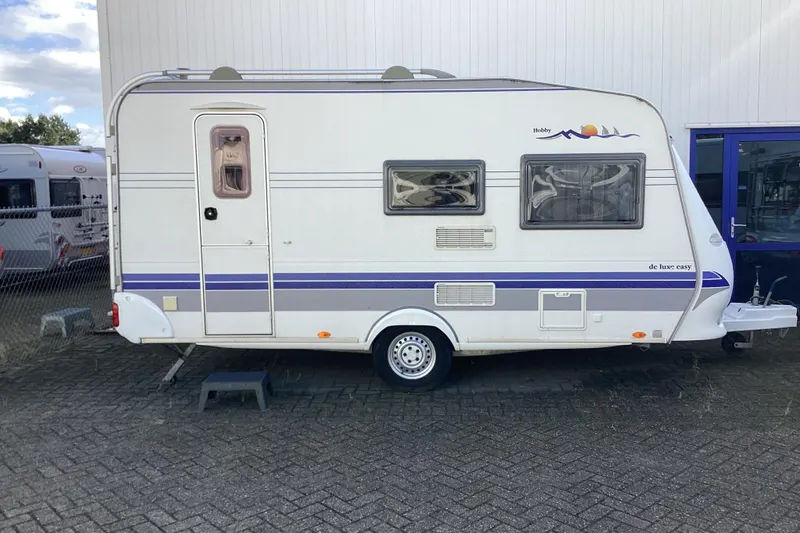 Hobby De Luxe (2006)