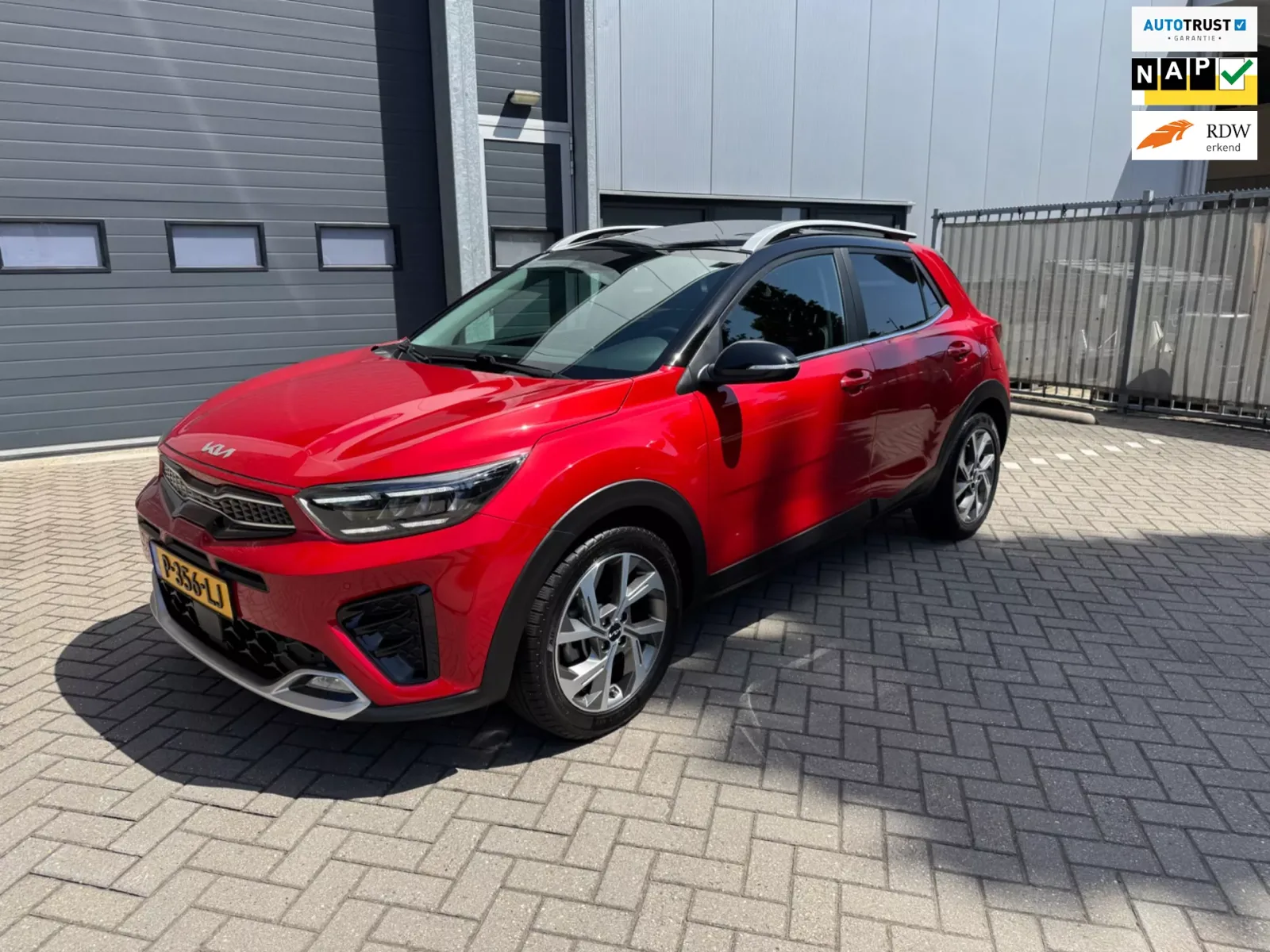 Kia Stonic (2022) — foto 1