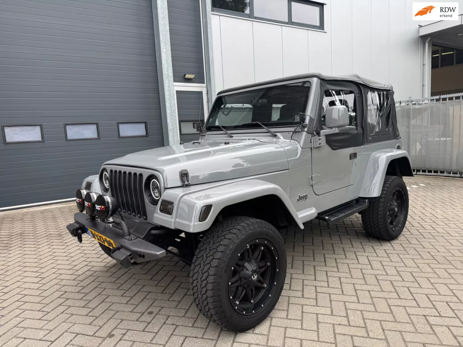 Jeep Wrangler (2005) — foto 1