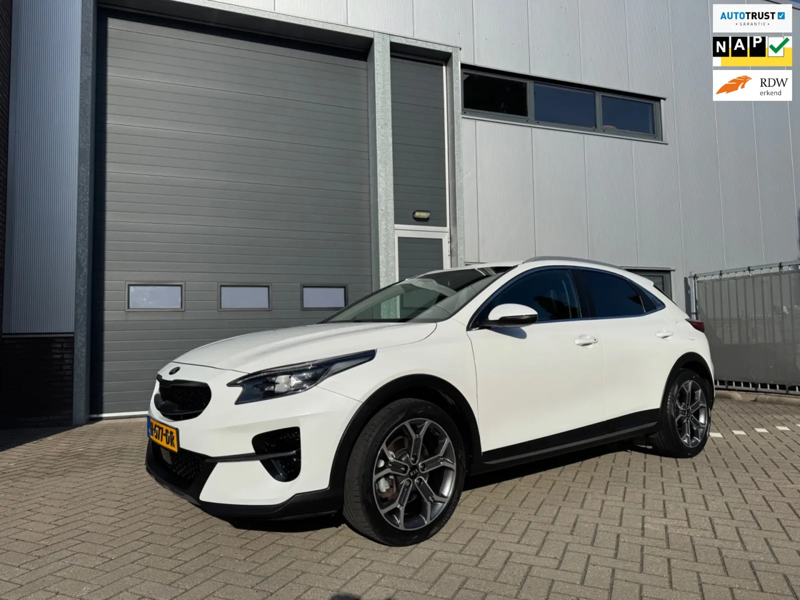 Kia XCeed (2020) — foto 1