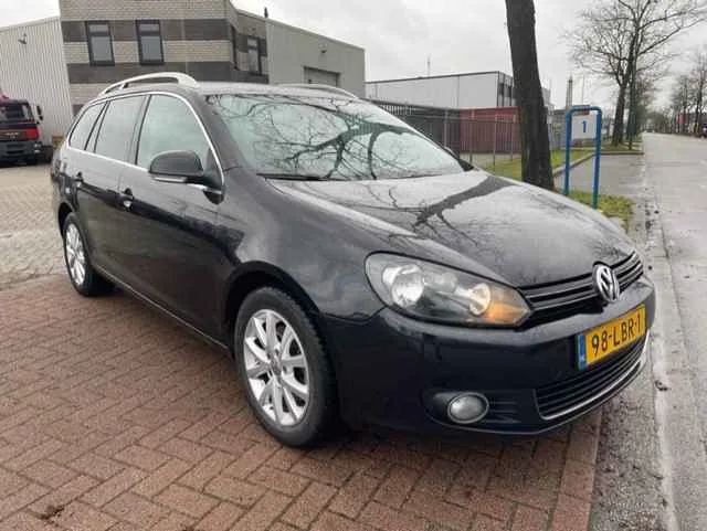 Volkswagen Golf (2010) — foto 1
