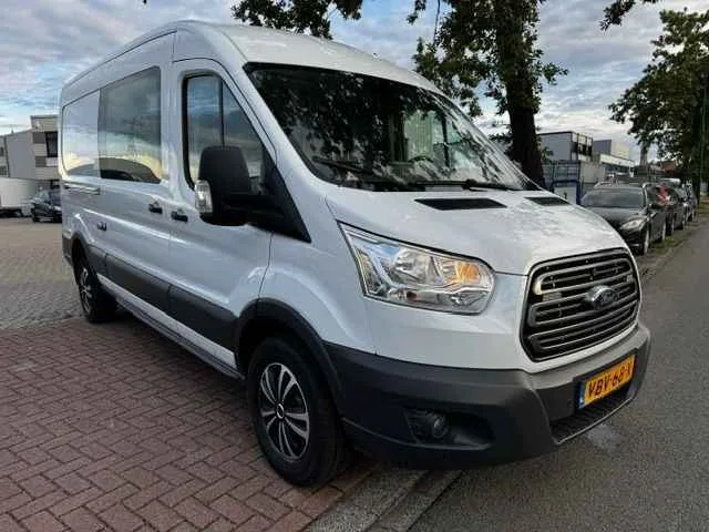 Ford Transit (2019) — foto 1