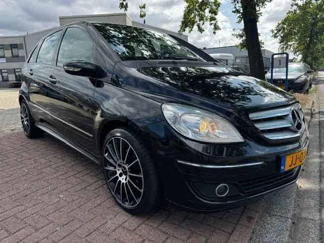 Mercedes-Benz B-Klasse (2008) — foto 1