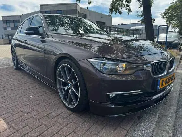 BMW 3-Serie (2013) — foto 1