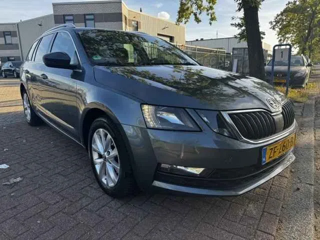 Škoda Octavia (2018) — foto 1