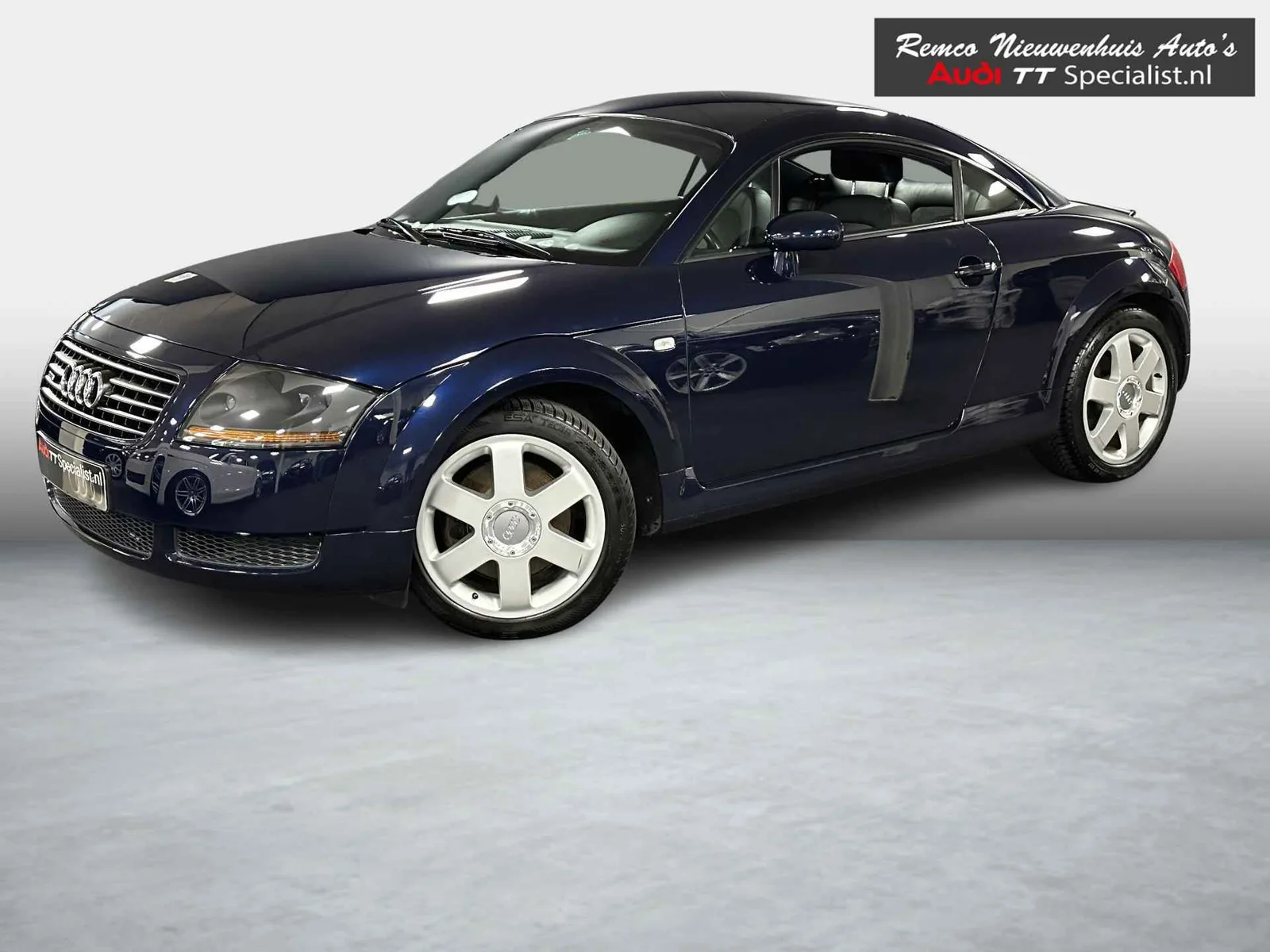 Audi TT (2002) — foto 1