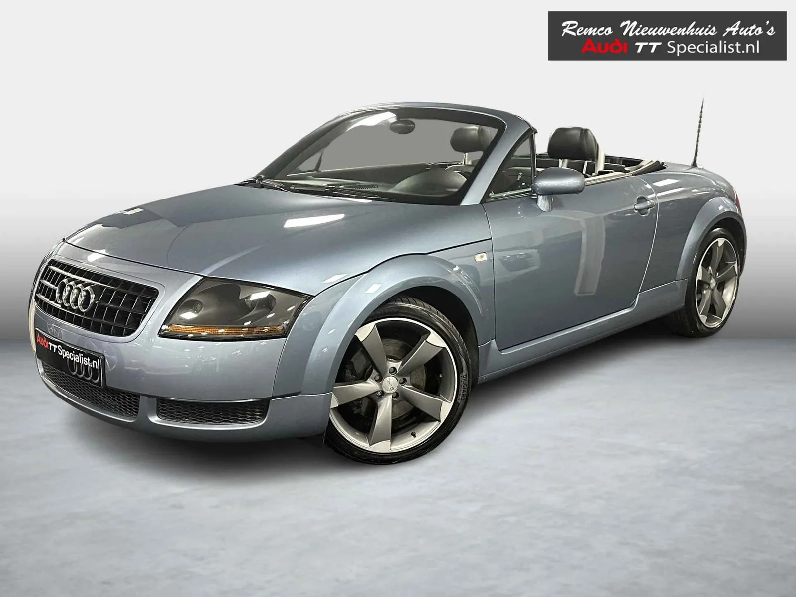 Audi TT (2003) — foto 1