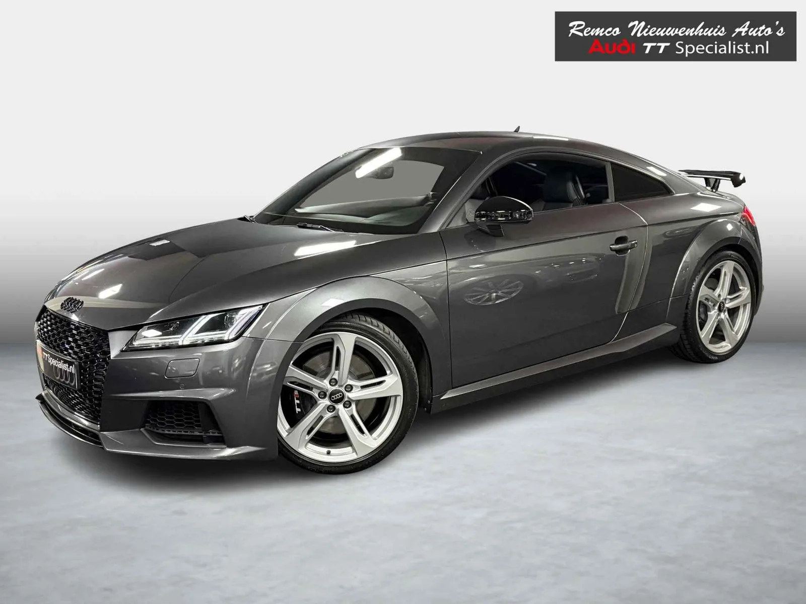 Audi TT (2015) — foto 1