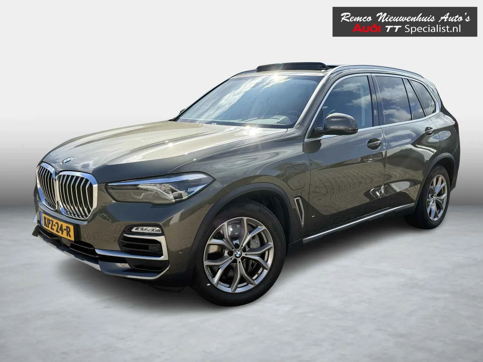 BMW X5 (2021) — foto 1
