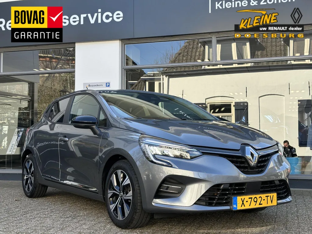Renault Clio (2024) — foto 1