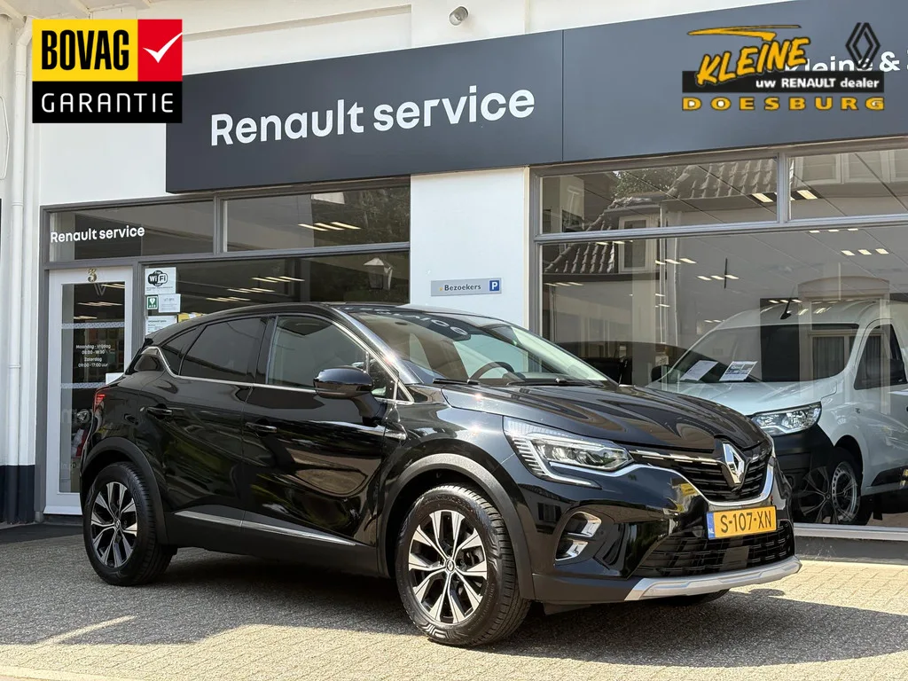 Renault Captur (2023) — foto 1