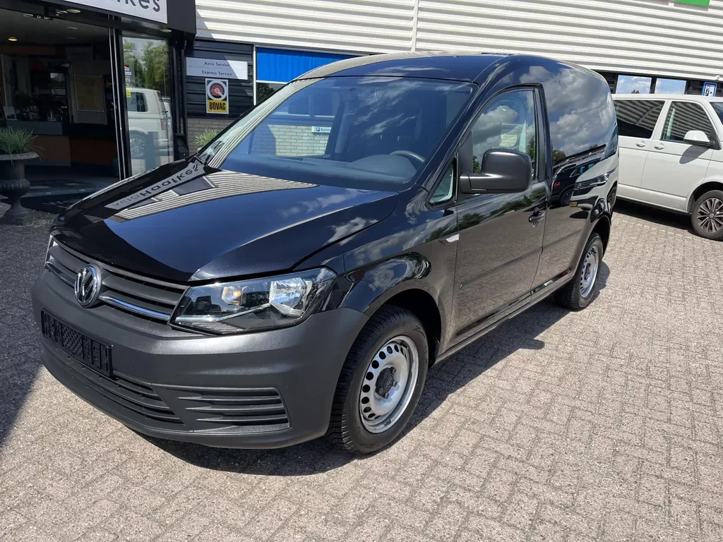 Volkswagen Caddy (2015) — foto 1