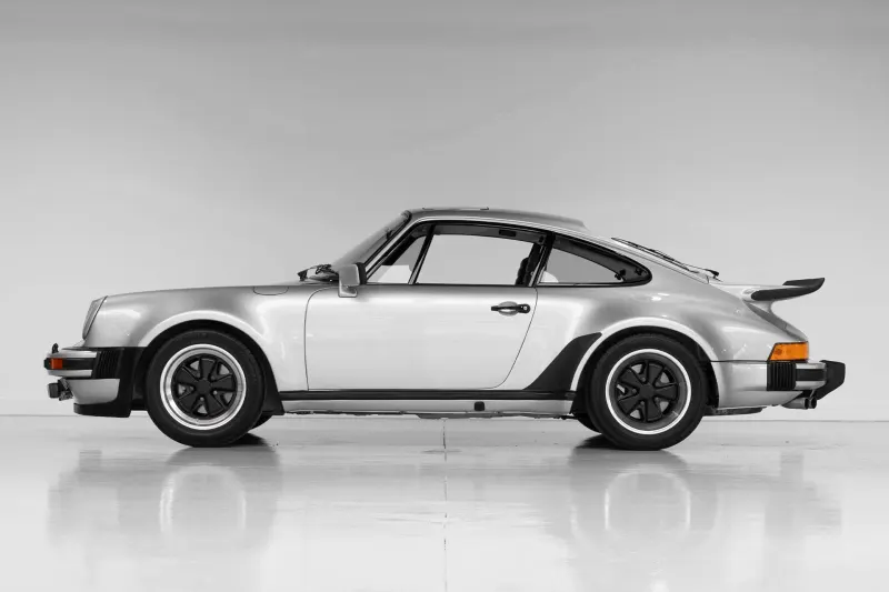 Porsche 911 (1976)