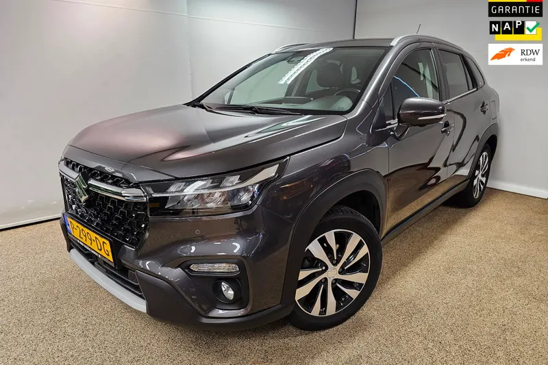 Suzuki S-Cross (2022)