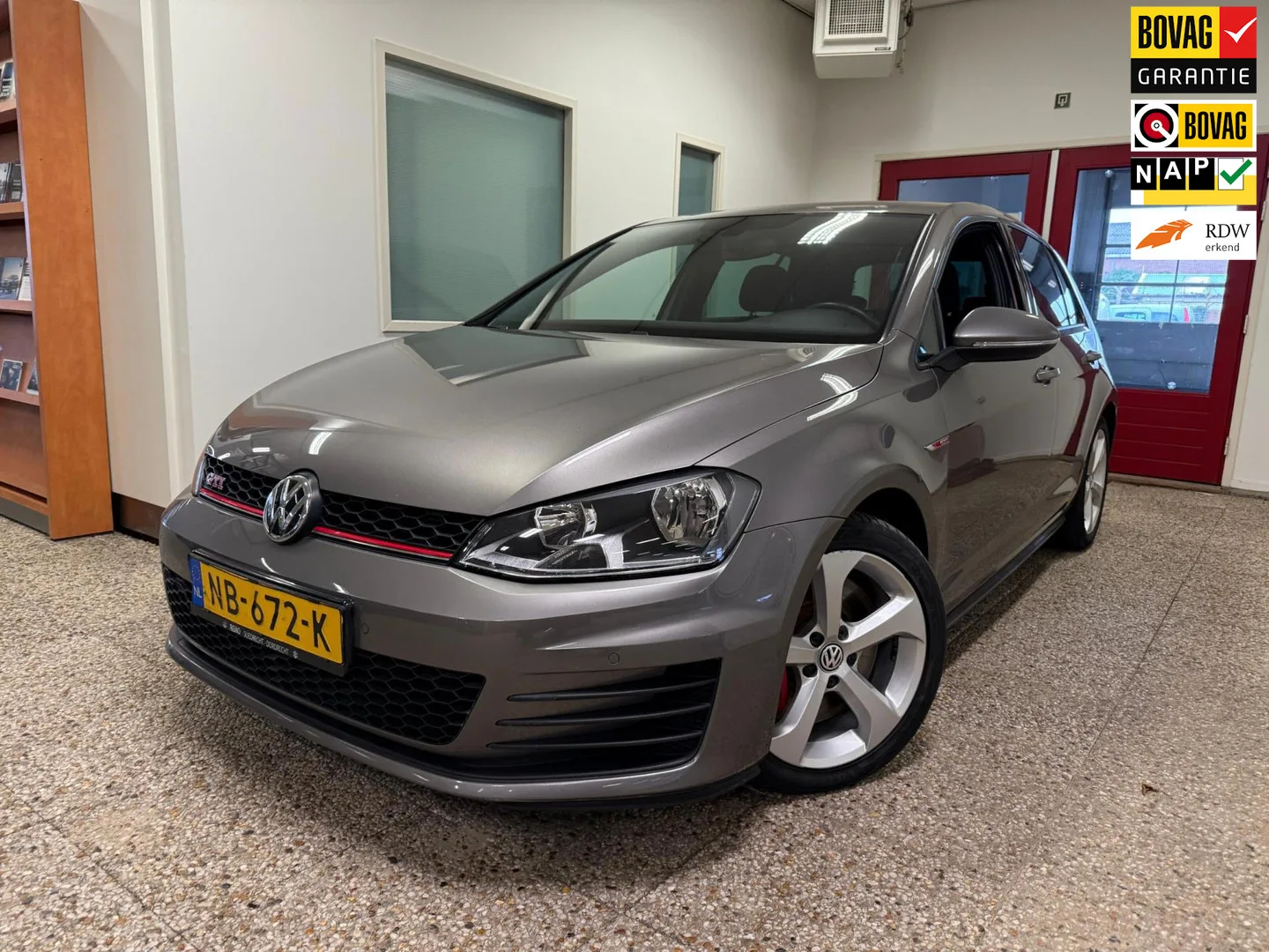 Volkswagen Golf (2017) — foto 1