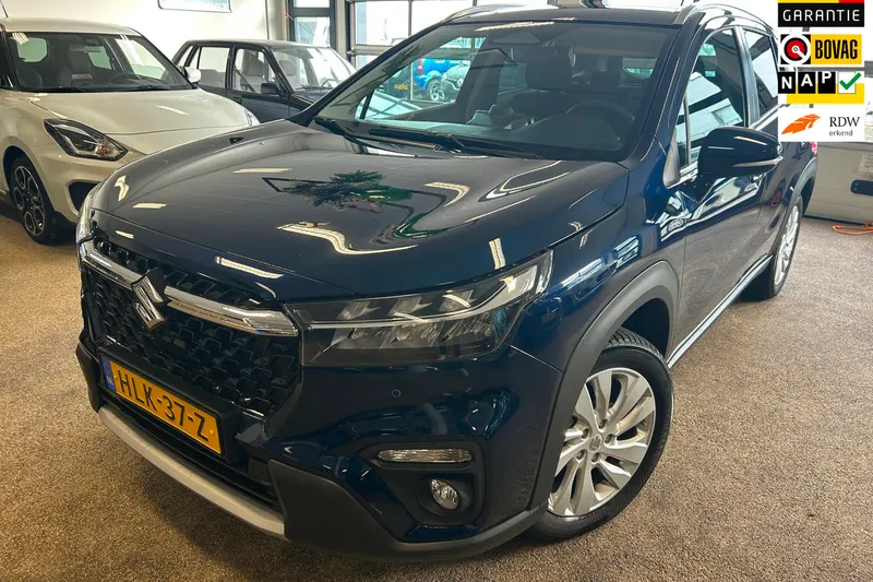 Suzuki S-Cross (2025)