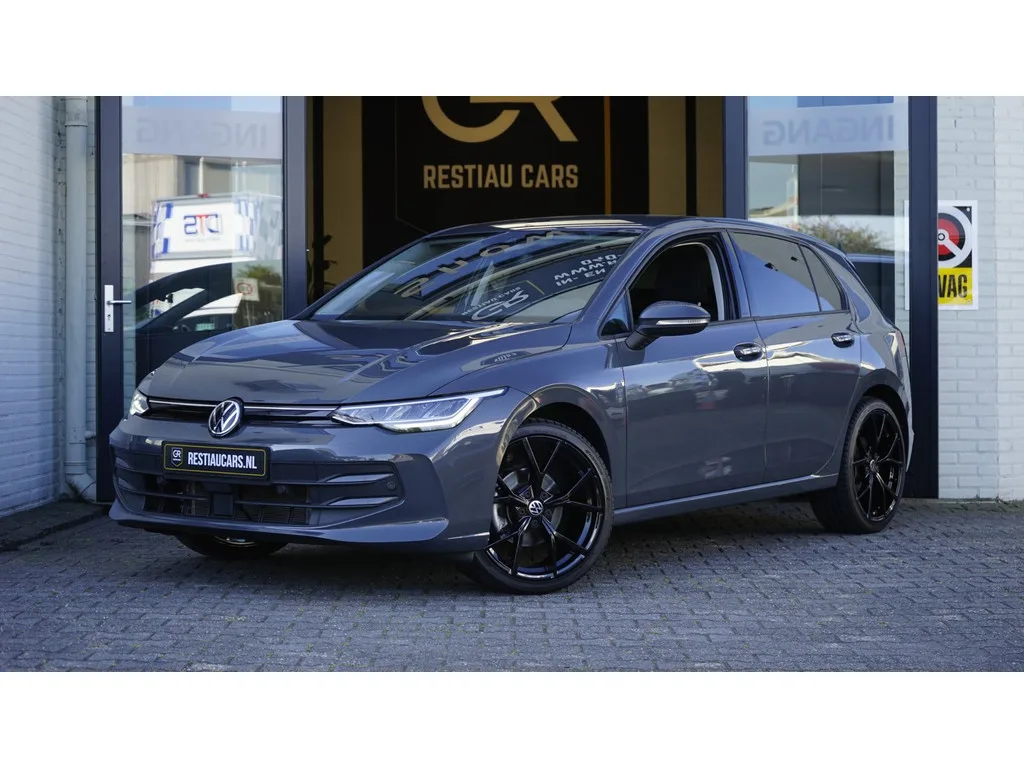 Volkswagen Golf (2025) — foto 1