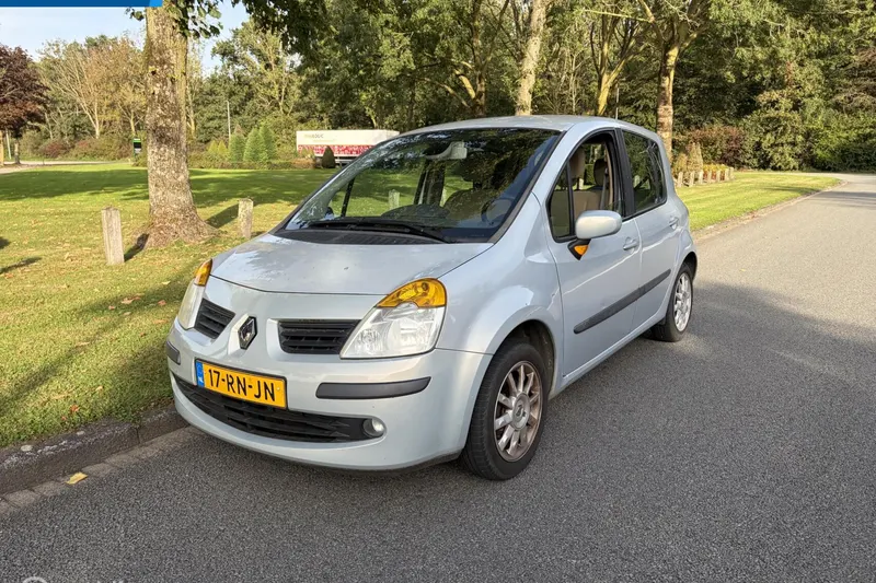 Renault Modus (2005)