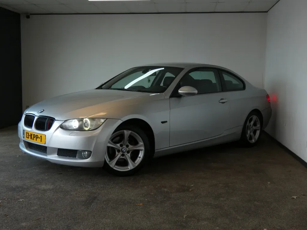 BMW 3-Serie (2010) — foto 1