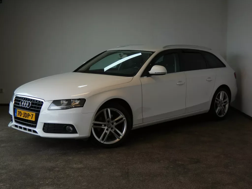 Audi A4 (2009) — foto 1