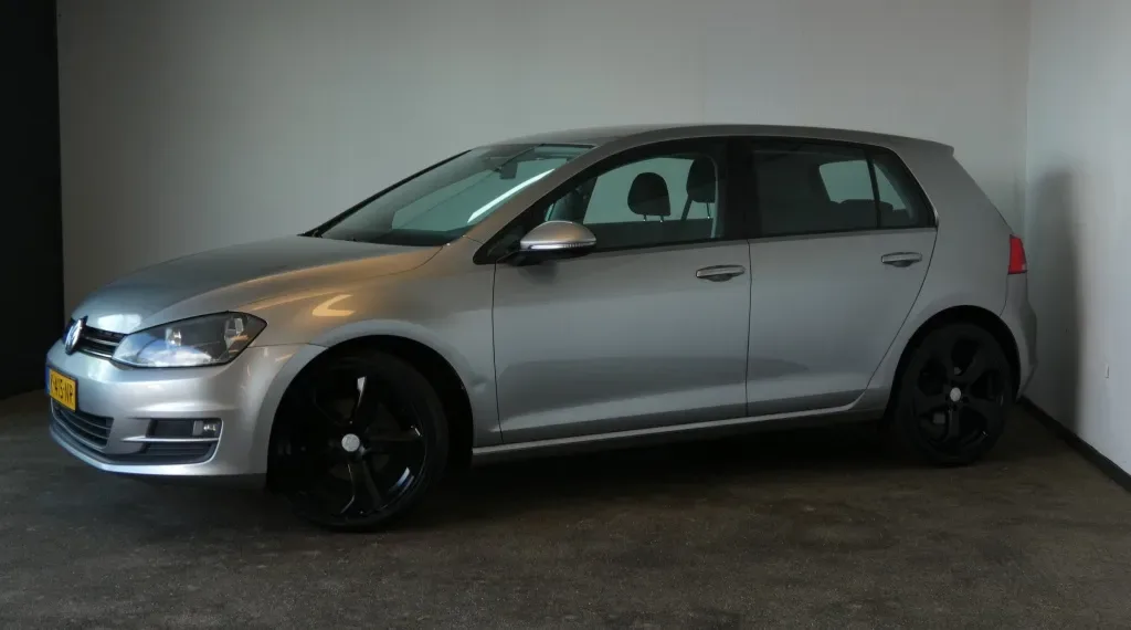 Volkswagen Golf (2014) — foto 1