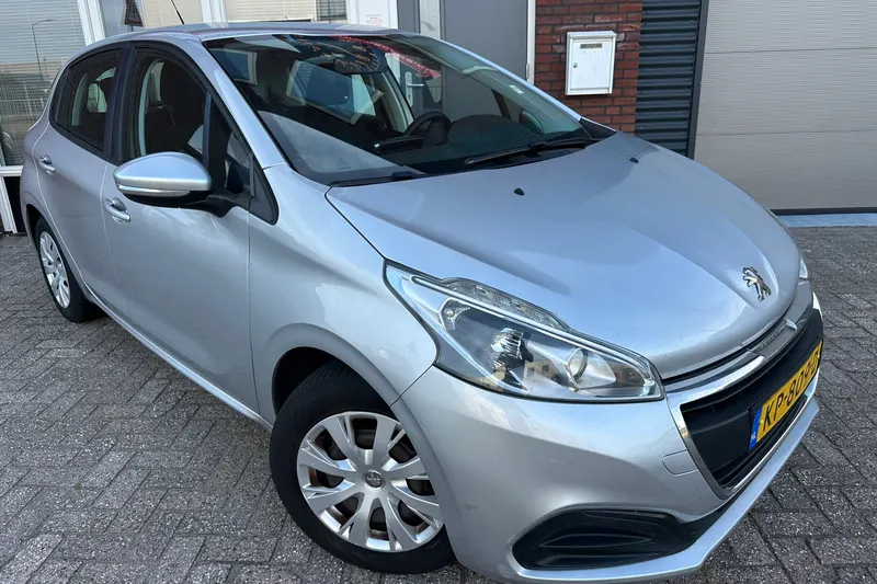 Peugeot 208 (2016)