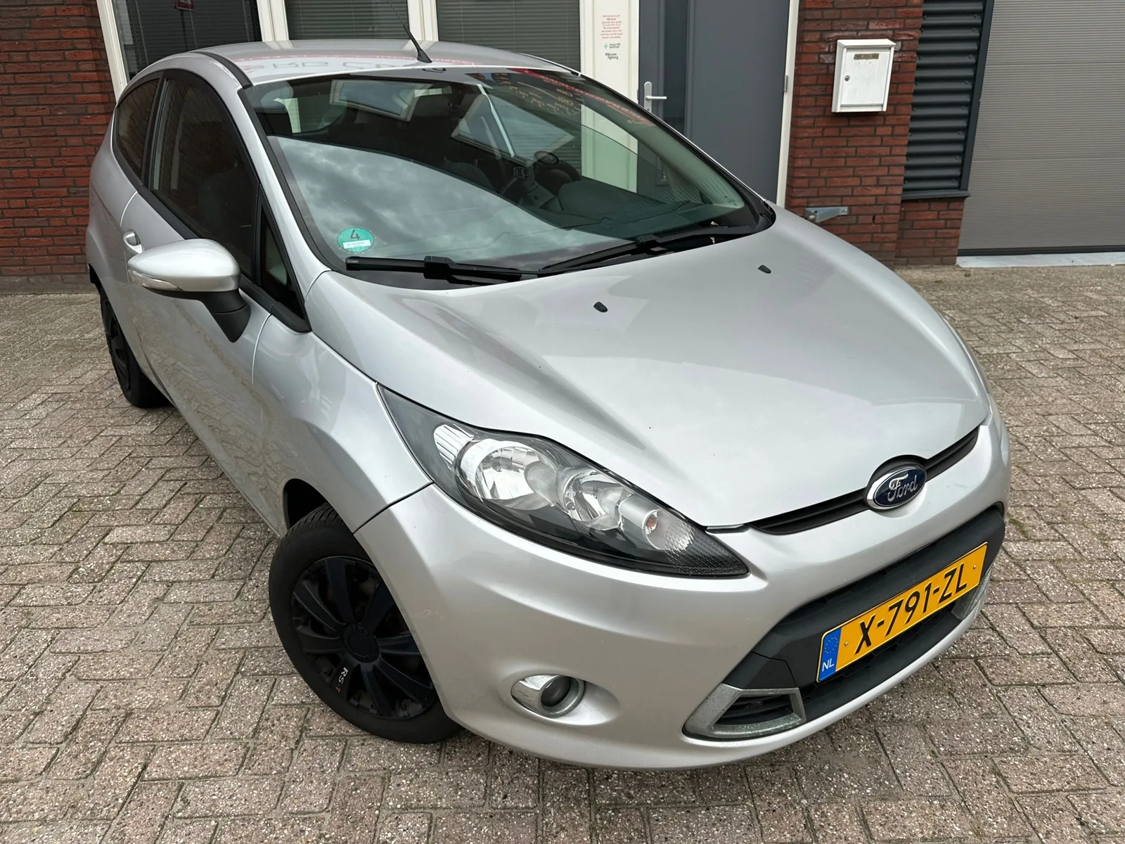 Ford Fiesta (2012) — foto 1