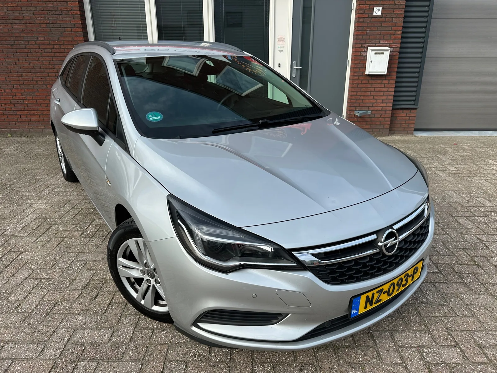 Opel Astra (2016) — foto 1