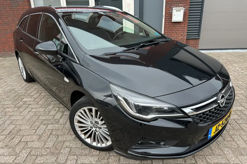 Opel Astra (2016)