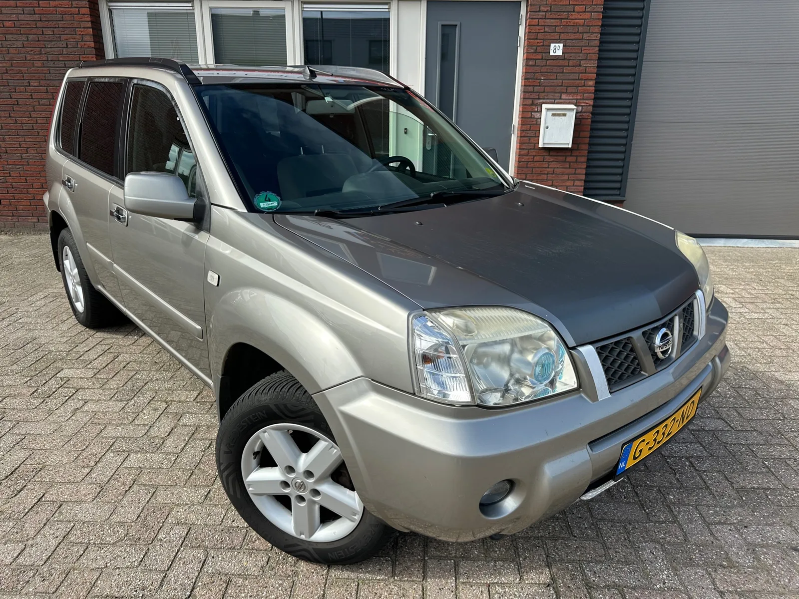 Nissan X-Trail (2006) — foto 1