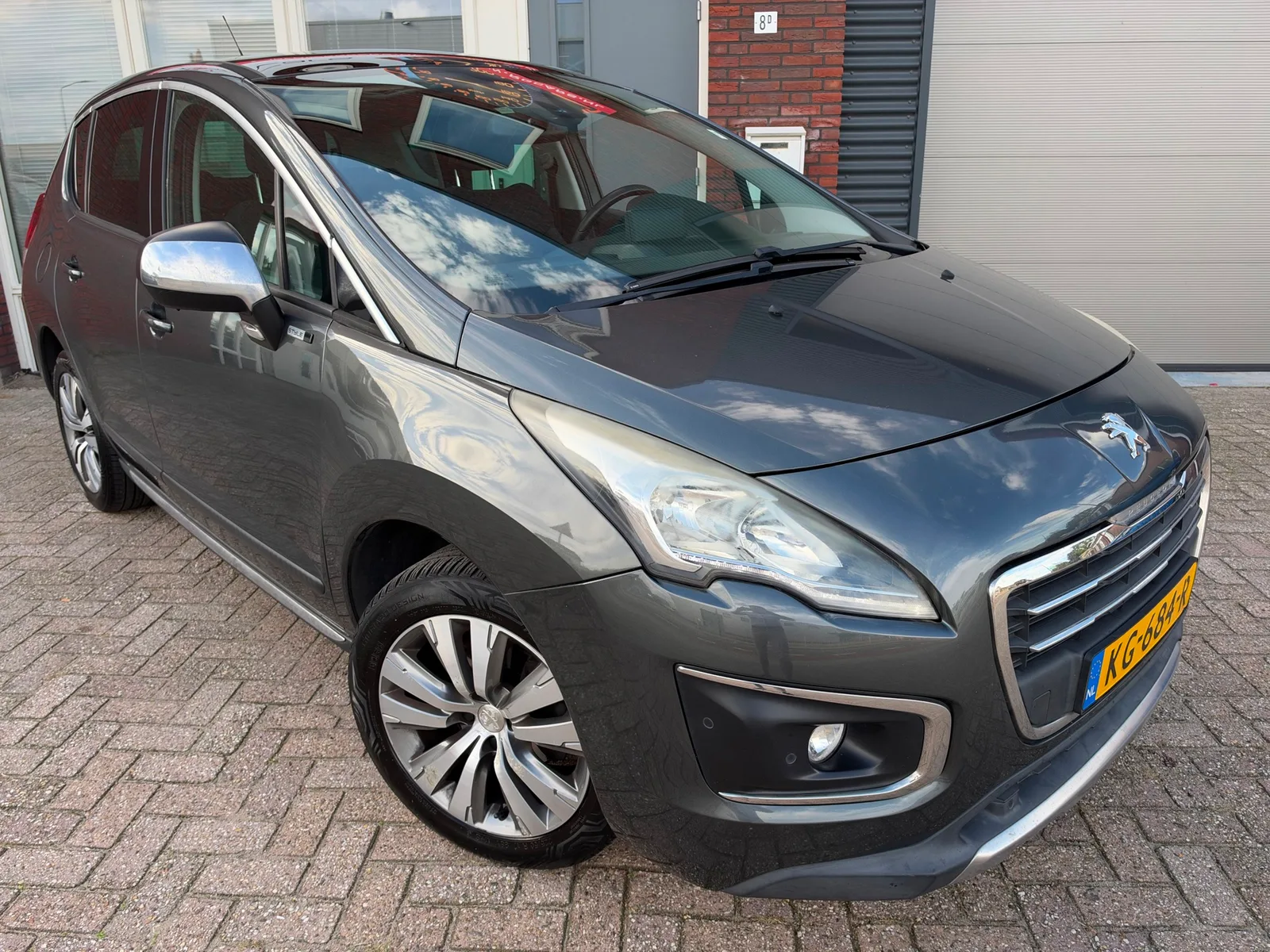 Peugeot 3008 (2016) — foto 1