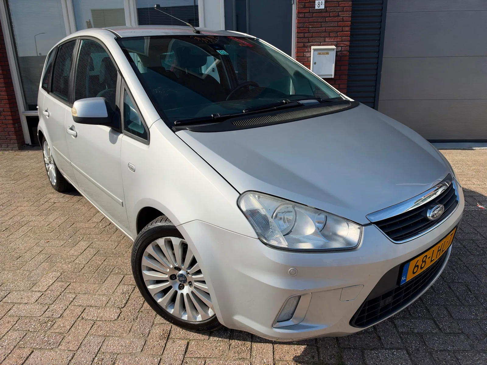 Ford C-Max (2010) — foto 1