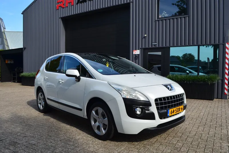 Peugeot 3008 (2012)