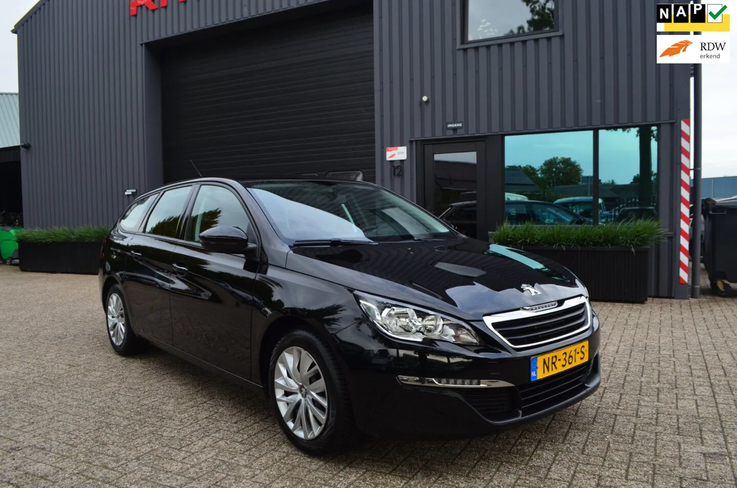 Peugeot 308 (2017) — foto 1