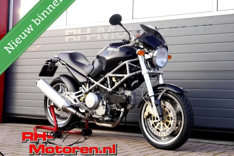 Ducati Monster (2002)