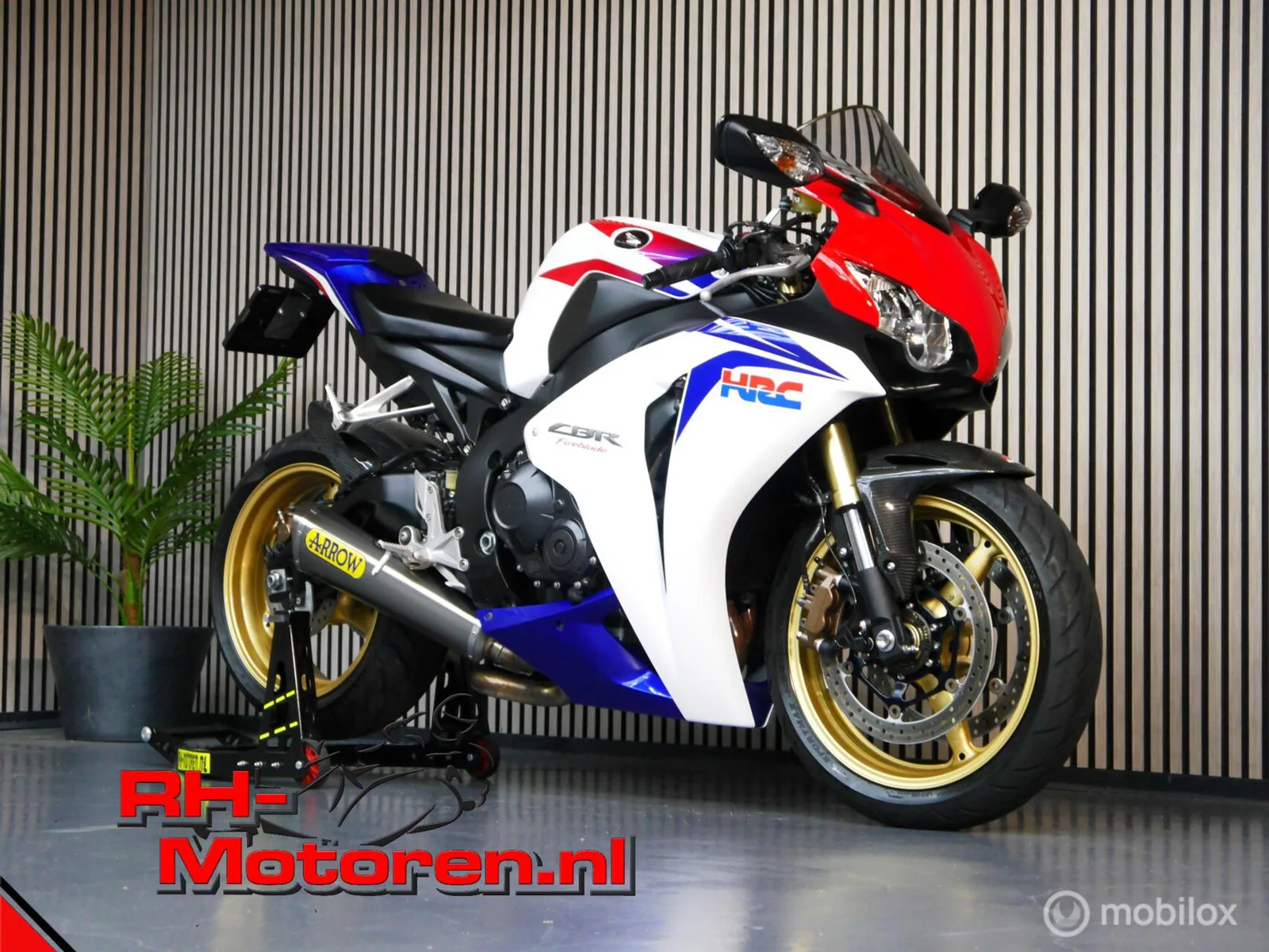 Honda Fireblade (2009) — foto 1
