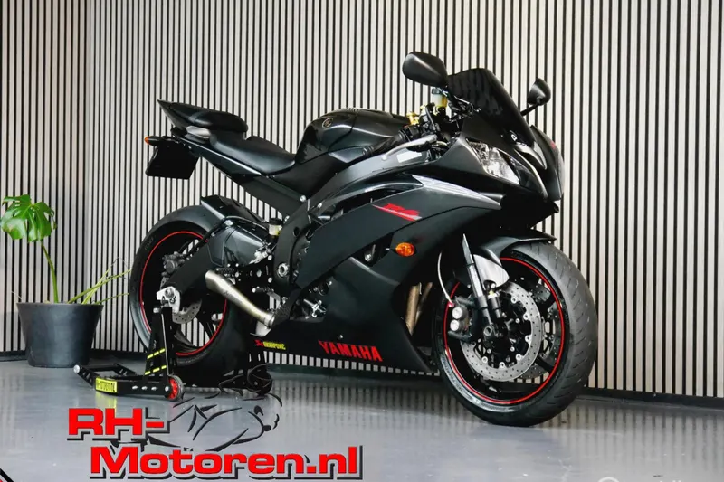 Yamaha YZF-R6 (2008)