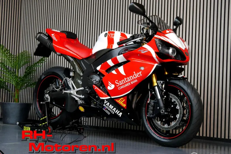 Yamaha YZF-R1 (2009)