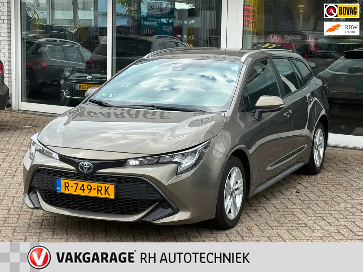 Toyota Corolla (2022) — foto 1