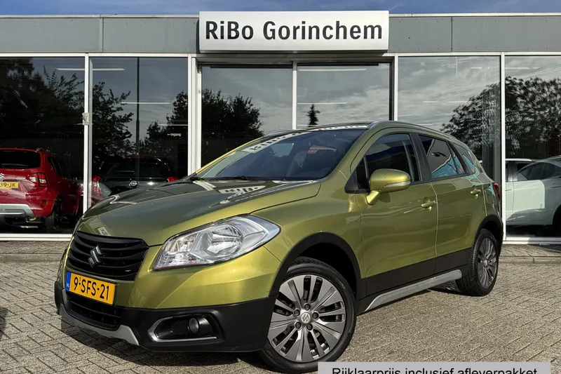 Suzuki S-Cross (2013)