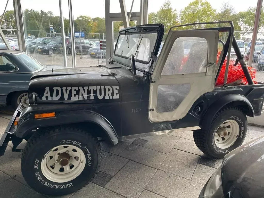 WILLYS CJ-5 (1961) — foto 1