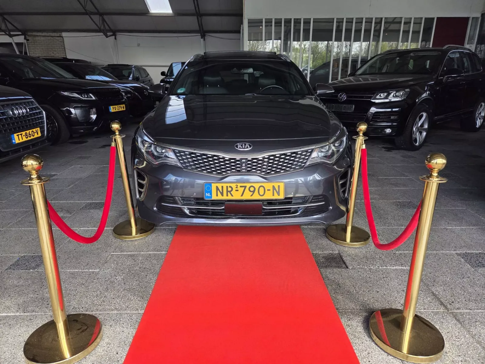 Kia Optima (2017) — foto 1