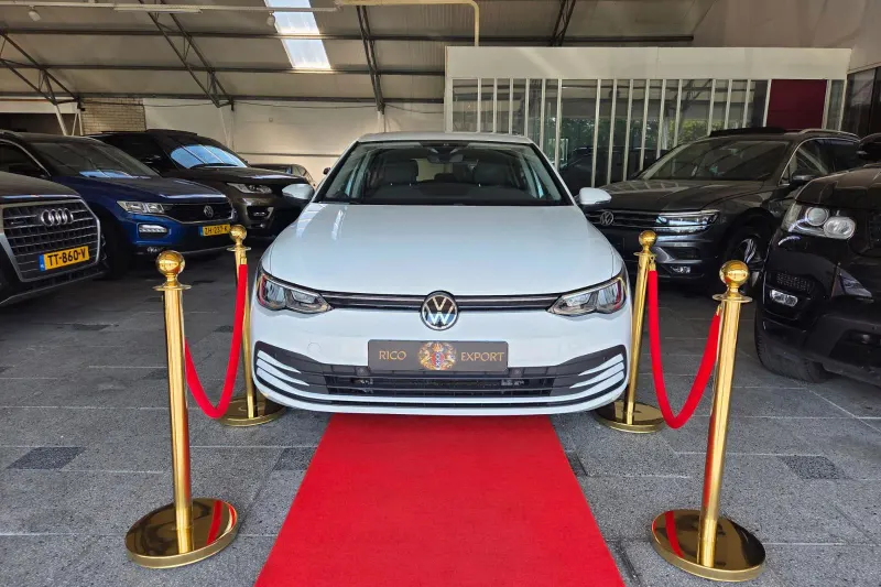 Volkswagen Golf (2020)