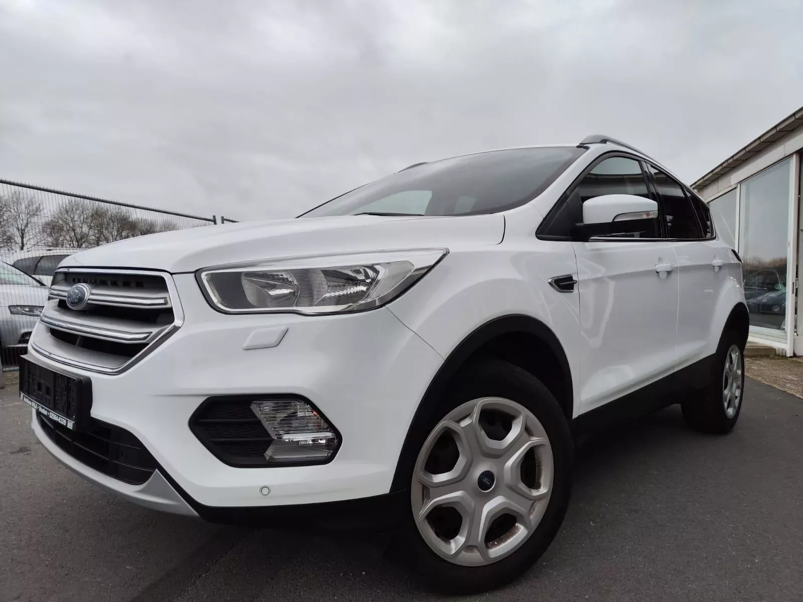 Ford Kuga (2017) — foto 1