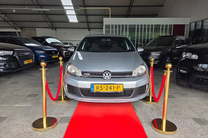 Volkswagen Golf (2010)